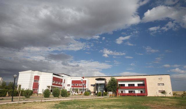 Numune analizleri üniversiteye gelir sağlıyor