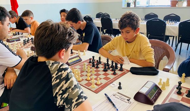 Nusaybin'de Cumhuriyet Bayramı Satranç Turnuvası