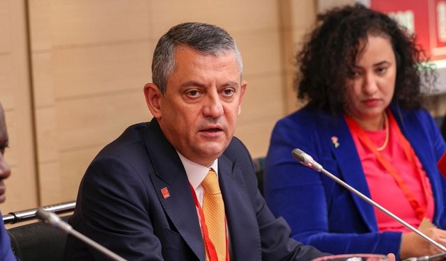 Özgür Özel: 'Gazze'de barış için Sosyalist Enternasyonal Komisyonu devreye girmeli'