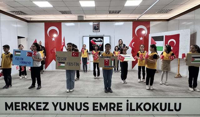 Siirt ve Elazığ'da öğrencilerden Filistin etkinliği