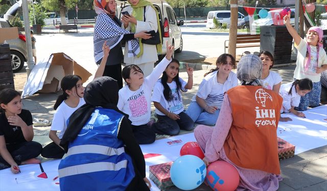 Siirt'te 'Filistinli çocuklar için çiz' etkinliği düzenlendi