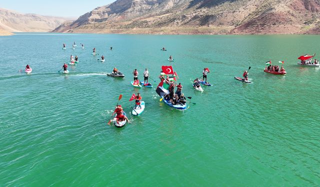 Siirt’te Küresel Sumud Filosu’na destek için açıldılar