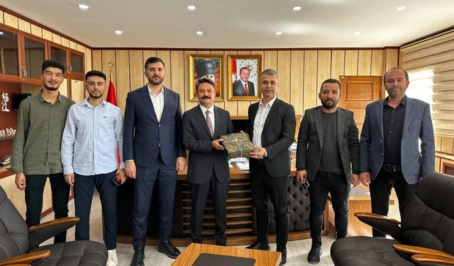 TÜGVA’dan Besni Kaymakamı Aslan’a Ziyaret