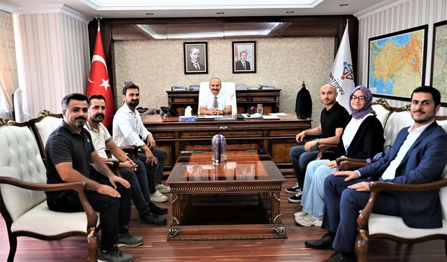 Yamaç paraşütçüleri Mereto Dağı'nda bir araya gelecek