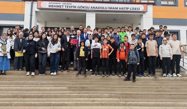 Yusuf Kaplan’dan Gölbaşılı Öğrencilere Seminer