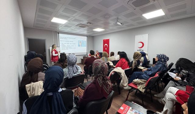 Adıyaman'da engelli ve yaşlı bakım eğitimi düzenlendi