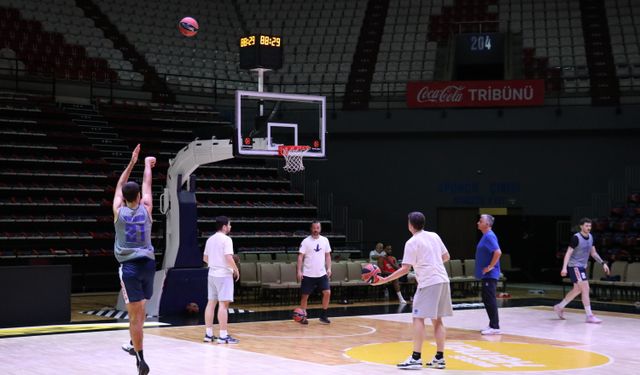 Anadolu Efes, Bayern Münih maçı hazırlıklarını tamamladı