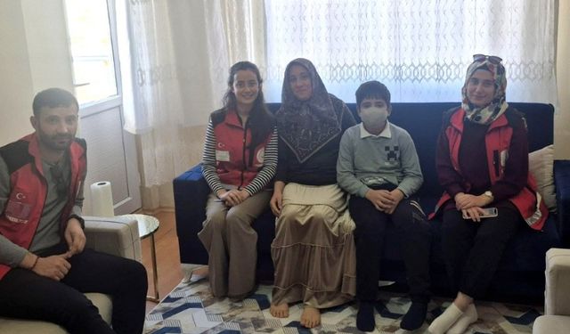 Besni’de Lösemi Haftasında Anlamlı Ziyaret ve Destek