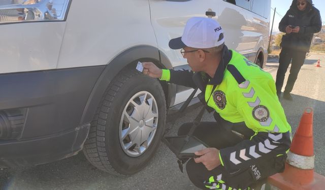 Çelikhan’da lastiği uygulaması denetimi yapıldı