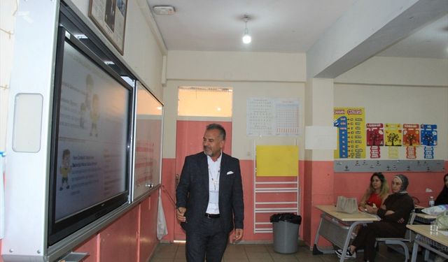 Cizre'de akran zorbalığı eğitim semineri düzenlendi