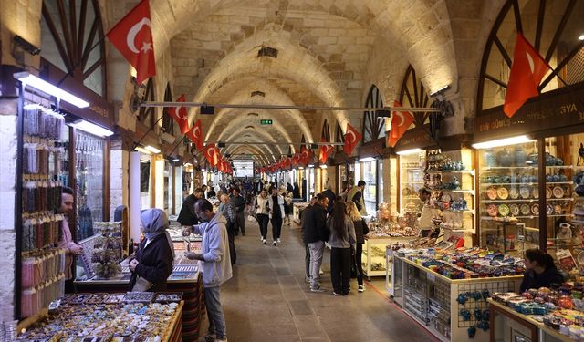 Zincirli Bedesten yeniden ekonomiye katkı sunuyor