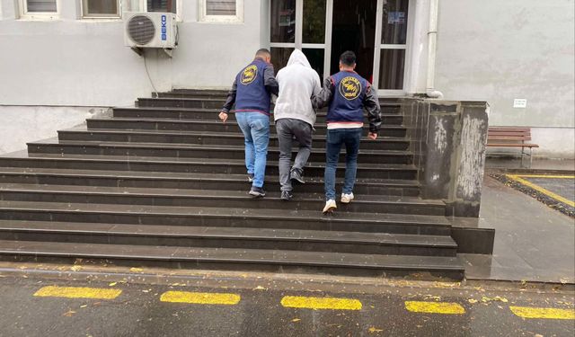 Aranan 94 Kişi Jandarma Operasyonuyla Yakalandı