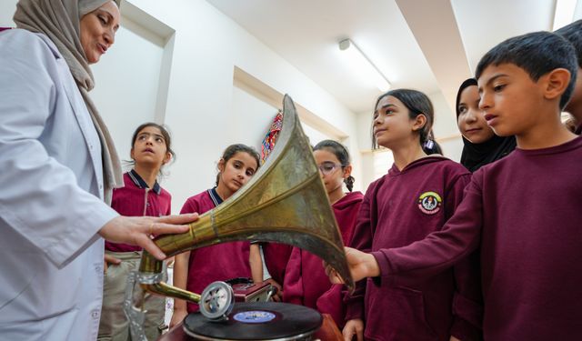 Maarif Modeliyle Geçmişe Yolculuk Yapıyorlar