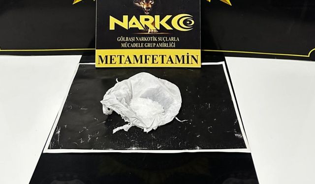 Gölbaşı'nda şüpheli araçta metamfetamin ele geçirildi