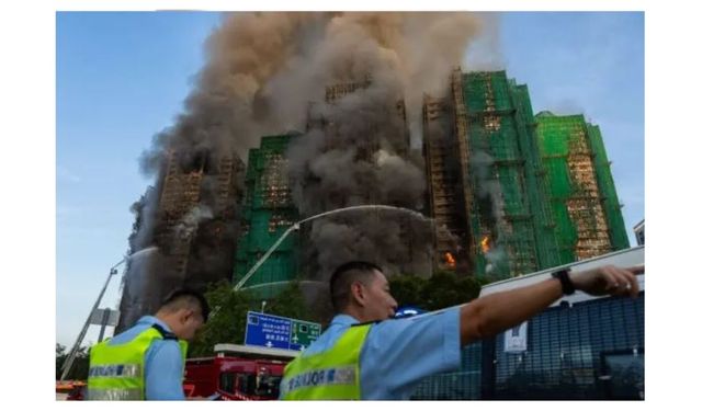 Hong Kong'daki dev site yangınında can kaybı 55'e yükseldi