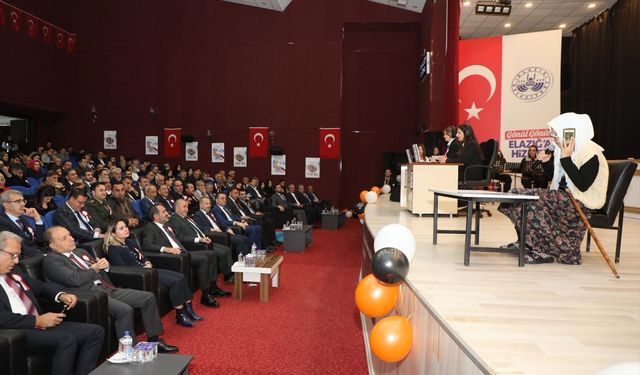 Şırnak ve Elazığ'da '24 Kasım Öğretmenler Günü' kutlandı