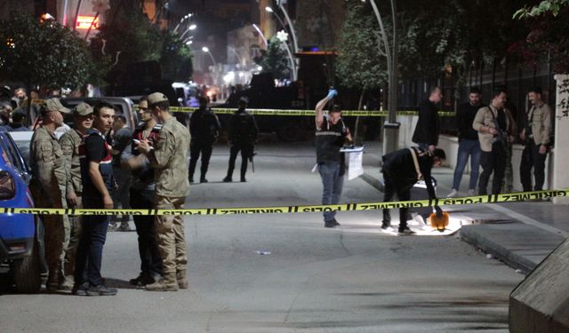 Şırnak'ta adliye önünde silahlı saldırıya uğrayan kişi hayatını kaybetti