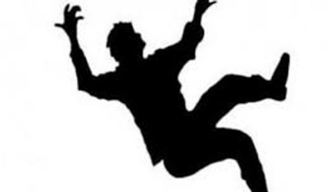 11'inci kattan düşen 15 yaşındaki çocuk öldü