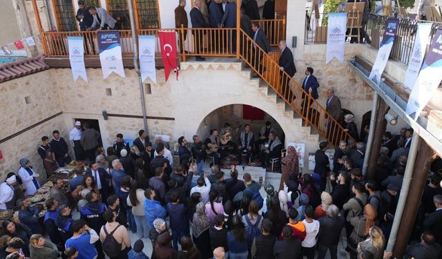Adıyaman Belediyesi'nden Adıyaman'a 71. Yıl Hediyesi!