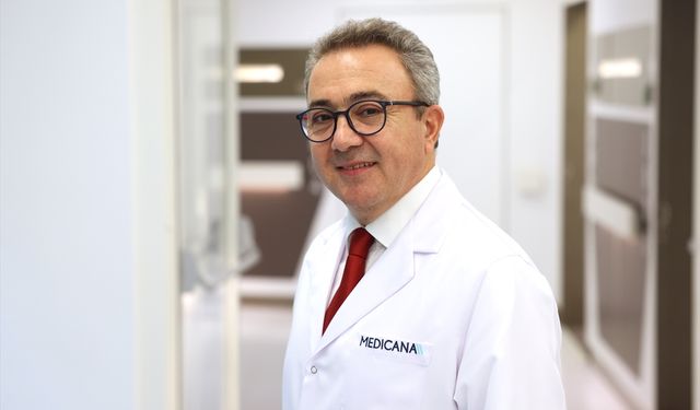 Ateşli çocuğa kalın giysiler giydirmek olumsuz etkiliyor