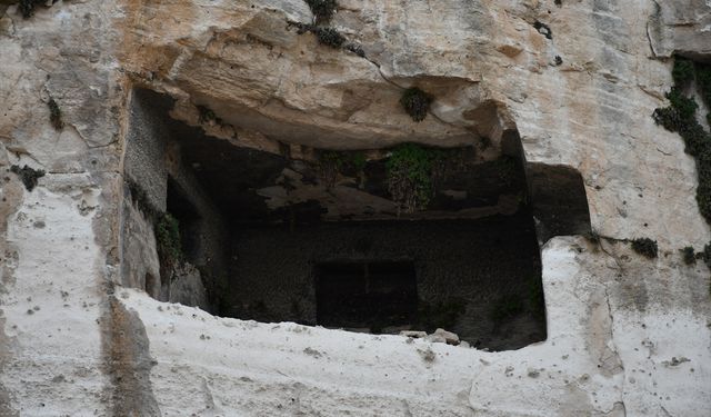 Hasankeyf'te restore edilen 10 mağara turizme açıldı