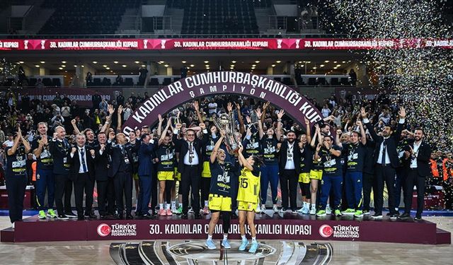 Cumhurbaşkanlığı Kupası'nı Fenerbahçe Opet kazandı