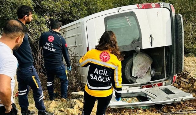 Gaziantep’te Tarım İşçilerinin Minibüsü Devrildi!