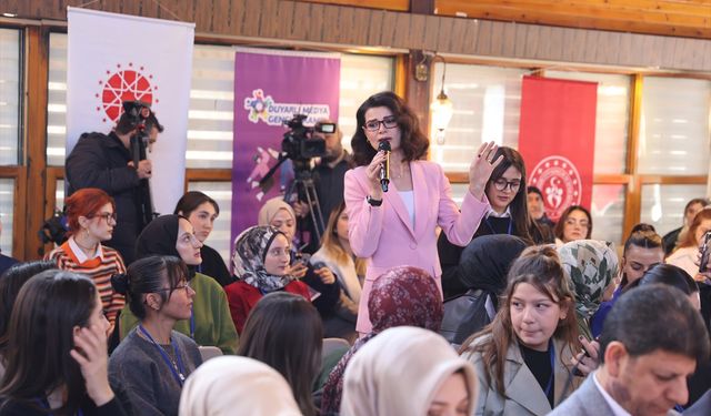 Gaziantep'te 'Yapay Zeka Çağında Habercilik' kampı sona erdi