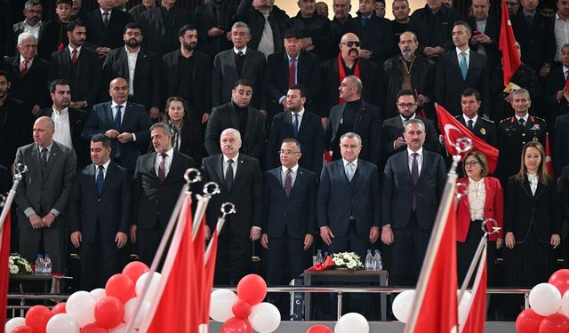 Bakan Bak’tan Gençlere Çağrı: Abur Cuburdan Uzak Durun