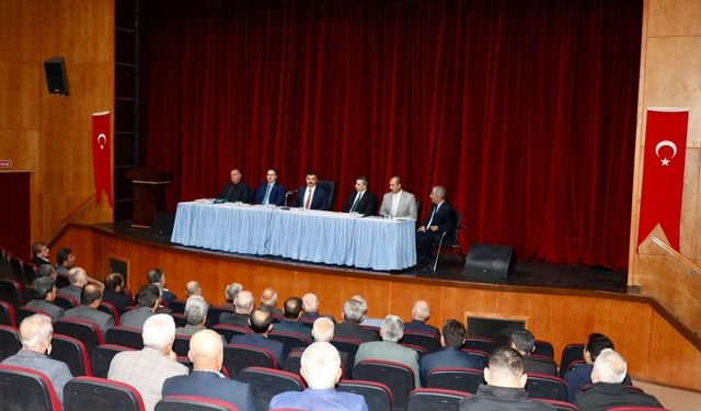 Kahta'da İçme Suyu bilgilendirme toplantısı düzenlendi