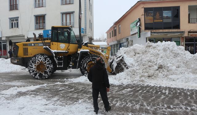 4 İlde Kar Engeli: 269 Yerleşim Yerine Ulaşım Yok