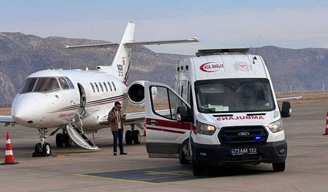 Şırnak'ta rahatsızlanan bebek ambulans uçakla sevk edildi
