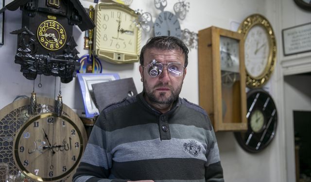 Depremlerde kaybettiği ailesinin mesleğini sürdürüyor