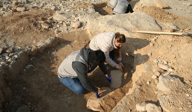 Adıyaman'da Göbeklitepe'deki taşları andıran yapılar bulundu