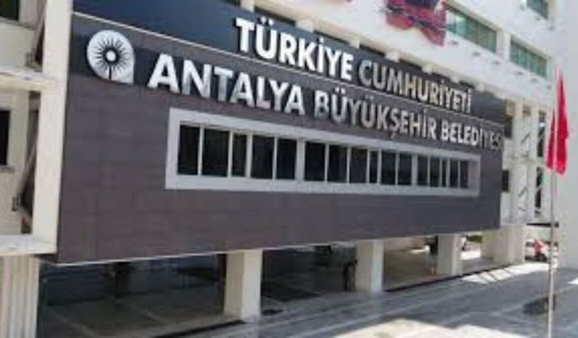 Antalya Büyükşehir Belediyesi'ne Operasyon: 14 Gözaltı