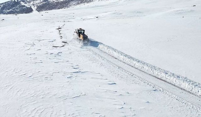 67 yerleşim yerinin yolu ulaşıma kapandı