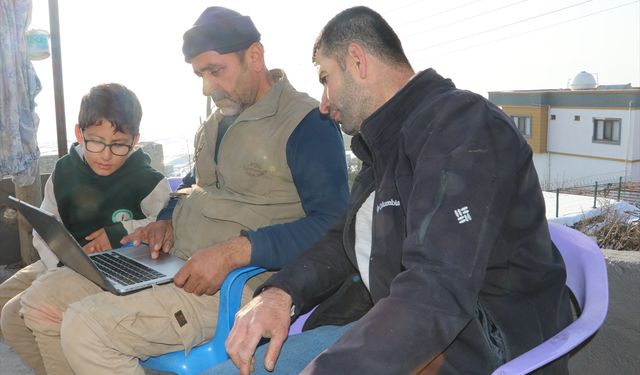 Batman'da çiftçiler 'Yılın Kareleri' oylamasına katıldı