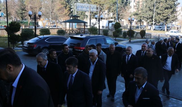 CHP Heyeti Adıyaman'da Deprem Sonrası Çalışmalar İncelendi