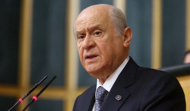 Devlet Bahçeli'den 'Türk bayrağına saldırı' açıklaması