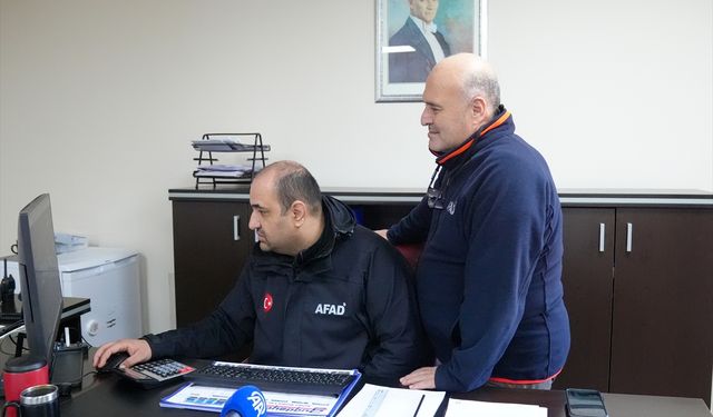 Diyarbakır'da AFAD ekibi, 'Yılın Kareleri'ne oy kullandı