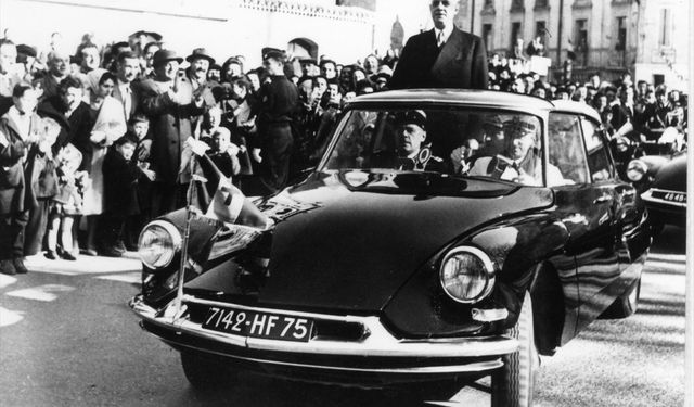 DS Automobiles'in Otomobilleri Retromobile Fuarı'nda