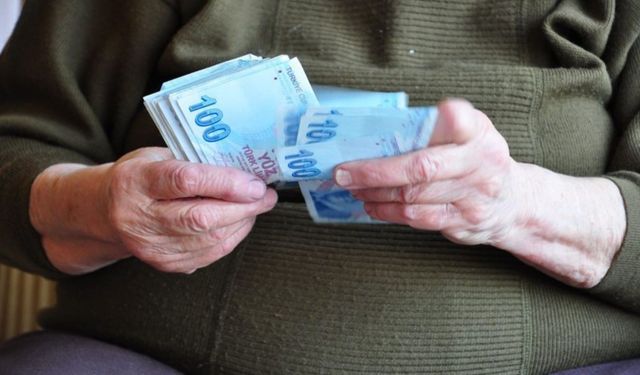 Emekli ikramiyesinde yüzde 25 artış tartışılıyor