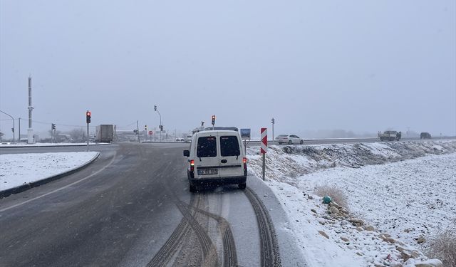 Viranşehir-Diyarbakır karayolu ulaşıma kapatıldı