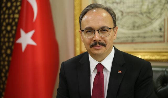 Siirt Valisi Kemal Kızılkaya, İdareciler Günü'nü kutladı