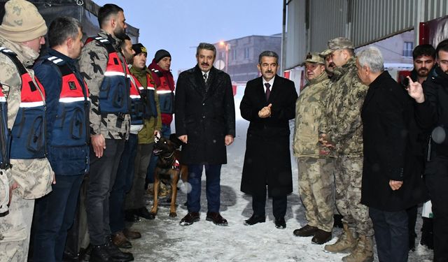 Şırnak Valisi güvenlik güçlerinin yeni yılını kutladı