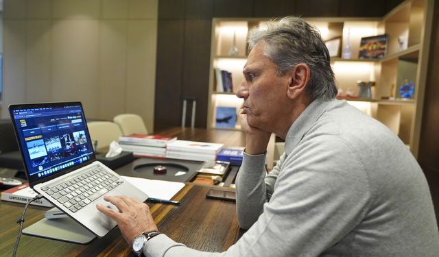 TÜRSAB Başkanı Bağlıkaya, Yılın Kareleri'ne oy verdi