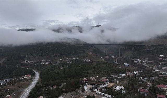 TAG Otoyolu’nda Sis Nedeniyle Trafik Yavaşladı