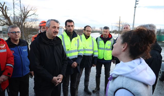 Edirne Valisi Sezer, nehirlerdeki debi artışının şu an için taşkın riski oluşturmadığını belirtti