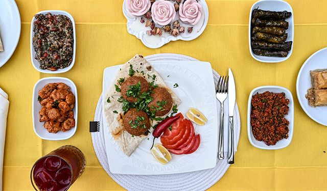 Coğrafi İşaretli Adana içli köftesi