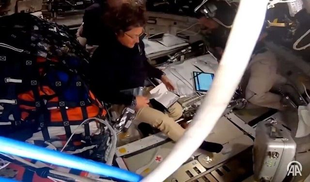 Artemis II İnsanlı Uçuşta Mesafe Rekoru Kırdı